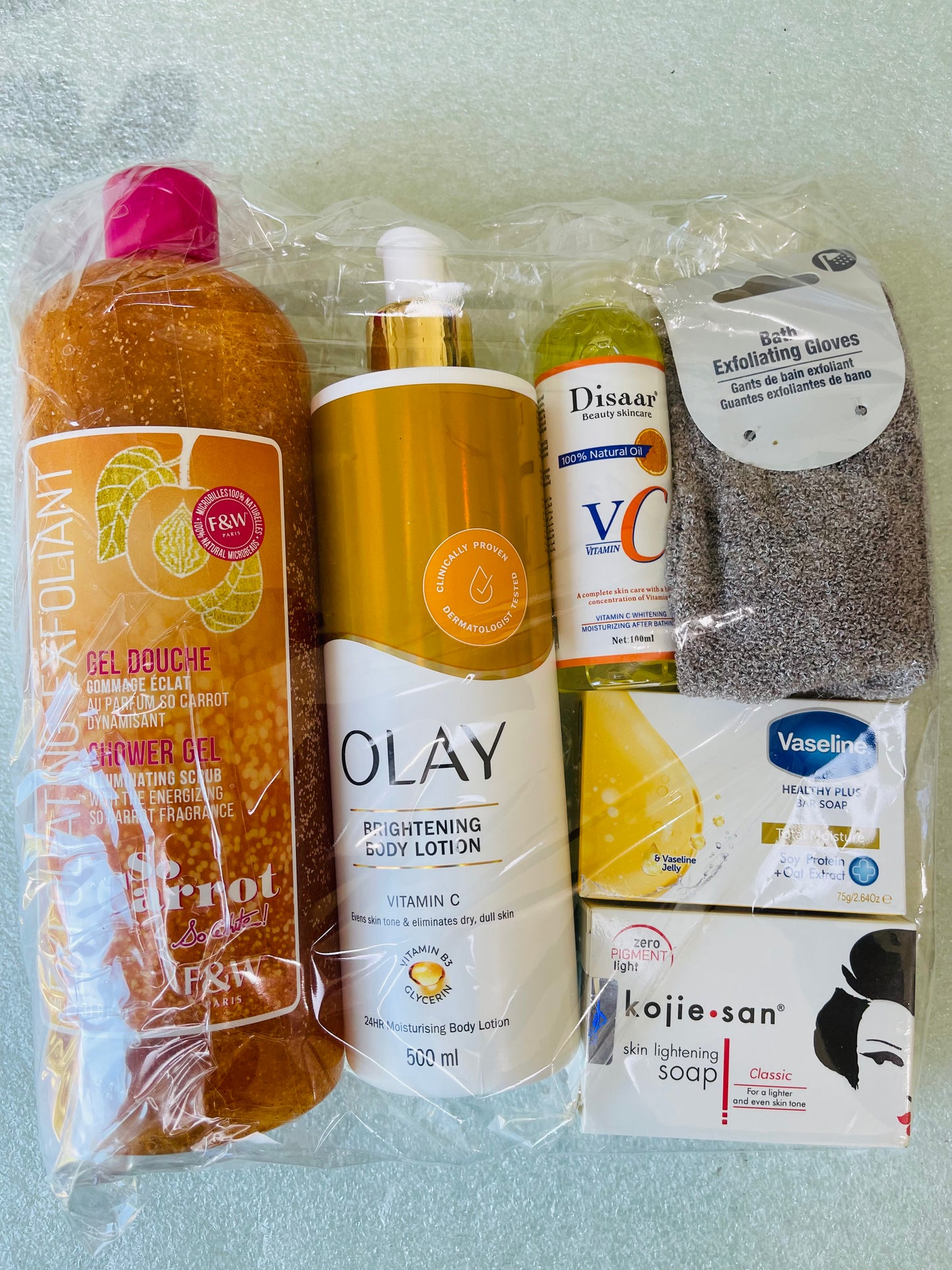 Kit Éclat & Anti-Taches à la Vitamine C (COMPLET)